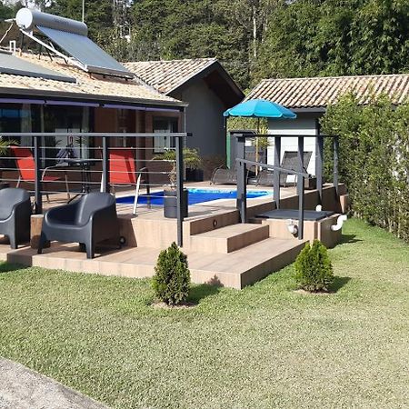 Chale Lufre Vila Santo Antônio do Pinhal Quarto foto